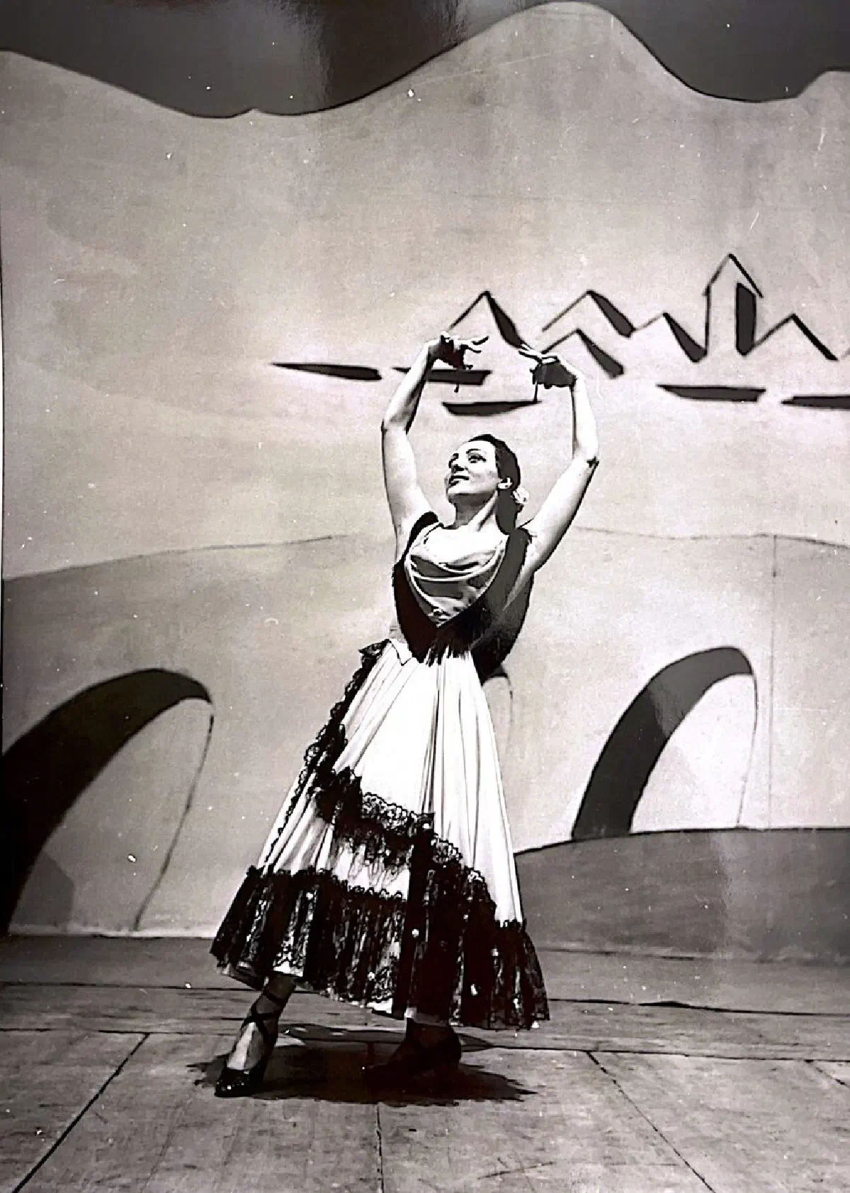 Luciana Novaro through Archival Sources: The Novaro Collection and the Historical Archive of La Scala